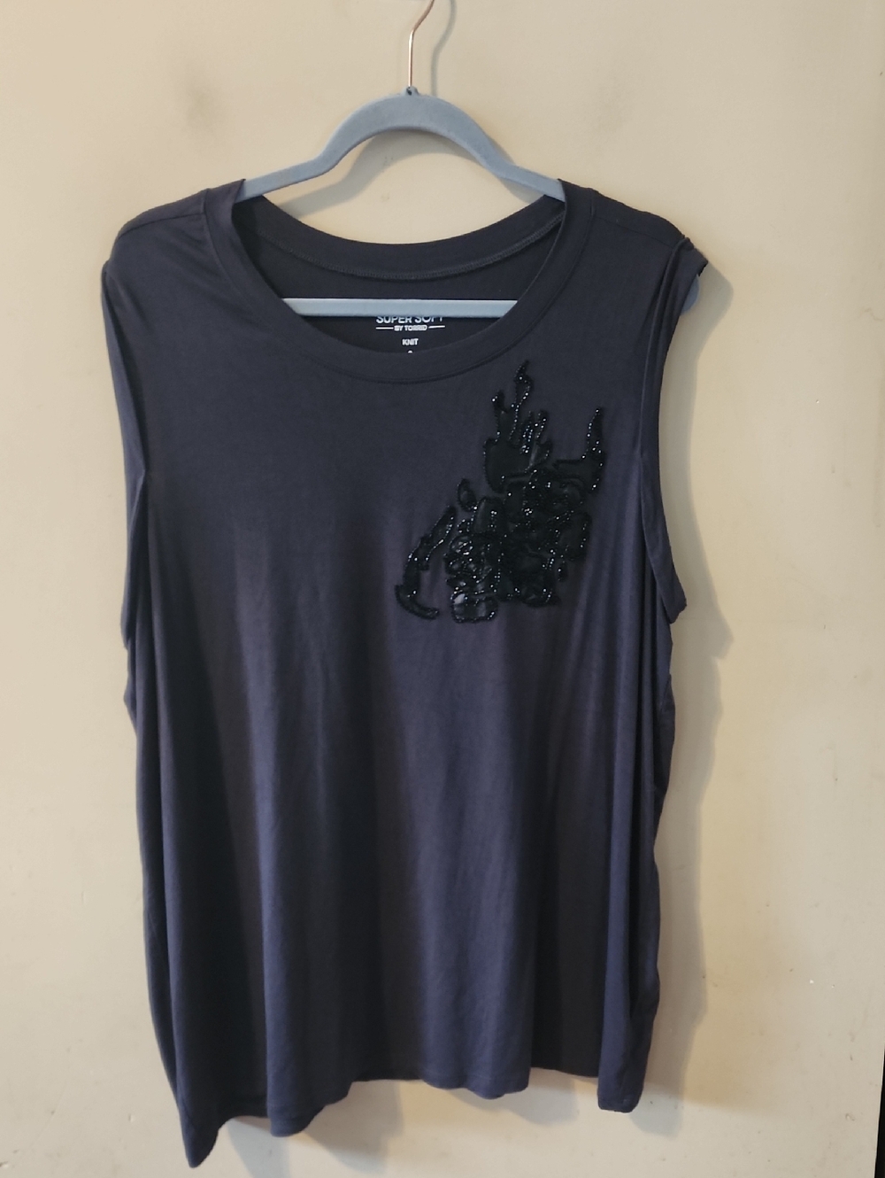 torrid Navy Sleeveless Tank with Black Beaded Appliqué Super Soft Comfy